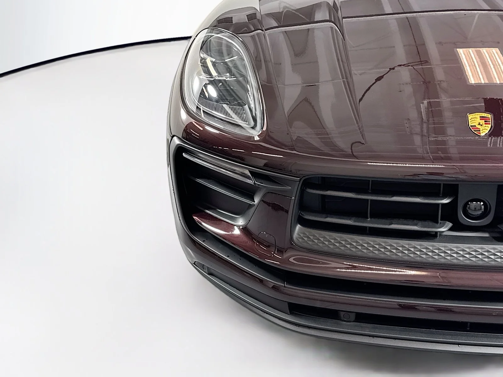 Used 2026 Copper Ruby Metallic Porsche  image 28