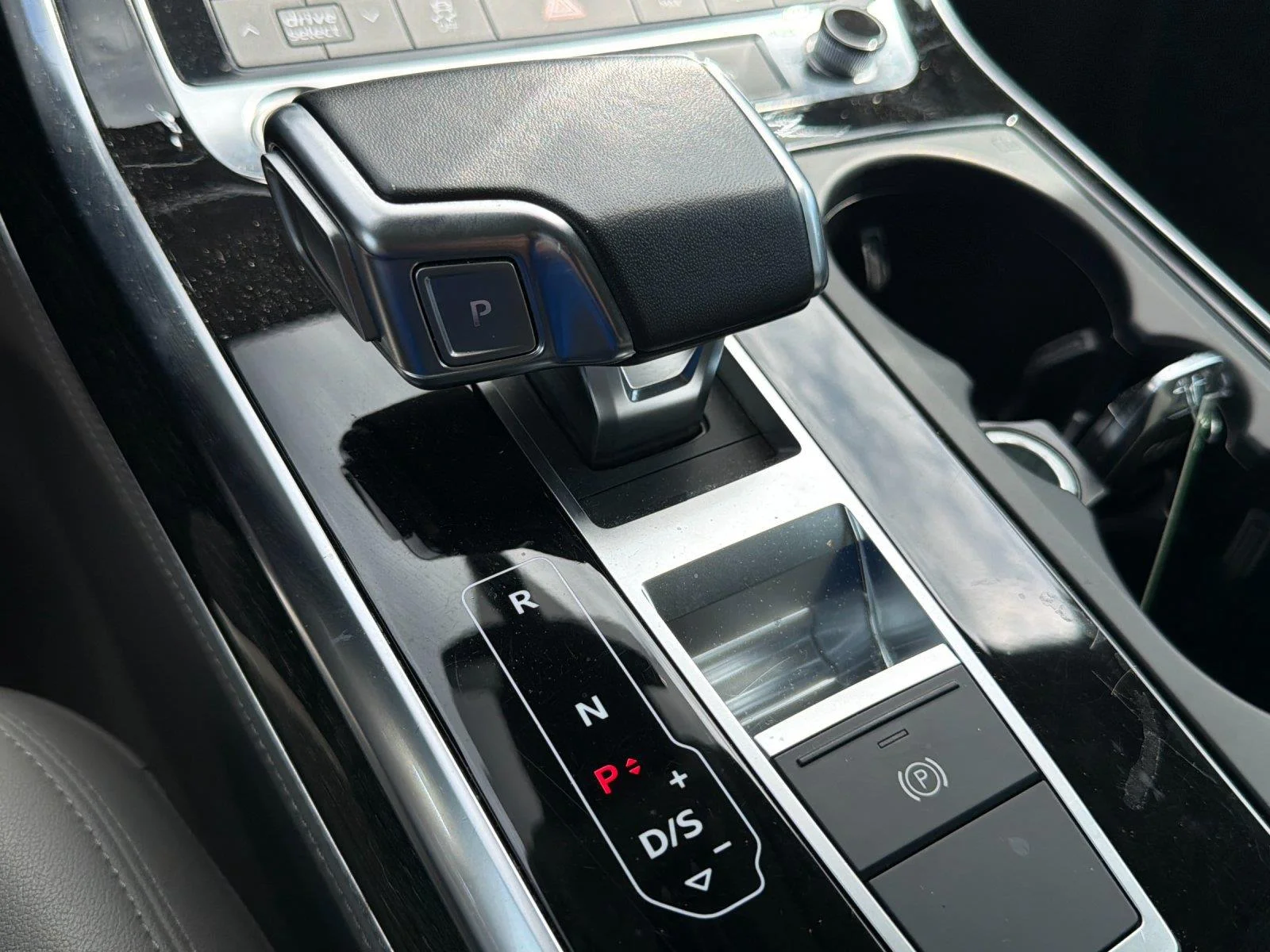 Used 2024  Audi Premium Plus image 27