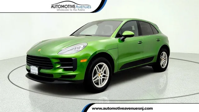 2019 Porsche Macan AWD w/ Premium Pkg Plus & 18'' Macan S Wheels