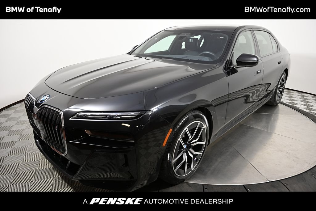 2023 BMW i7 xDrive60's photo