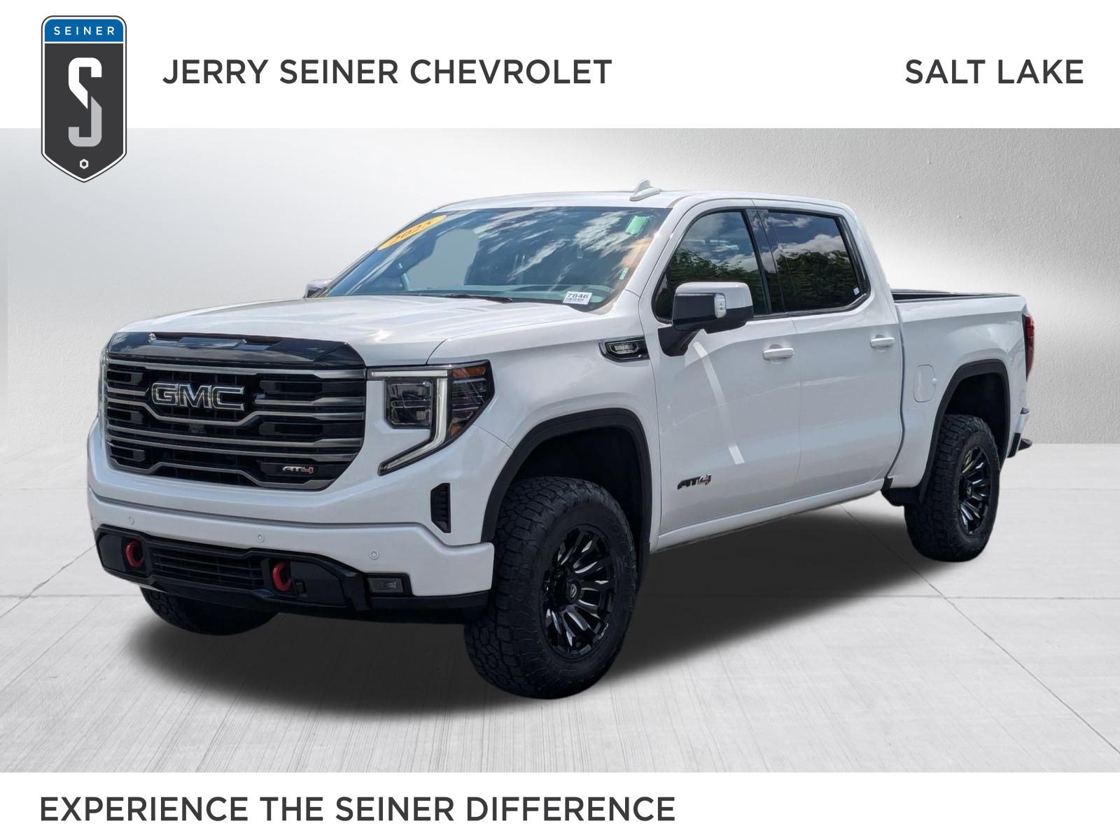 2025 GMC Sierra 4WD Crew Cab Short Box AT4's photo