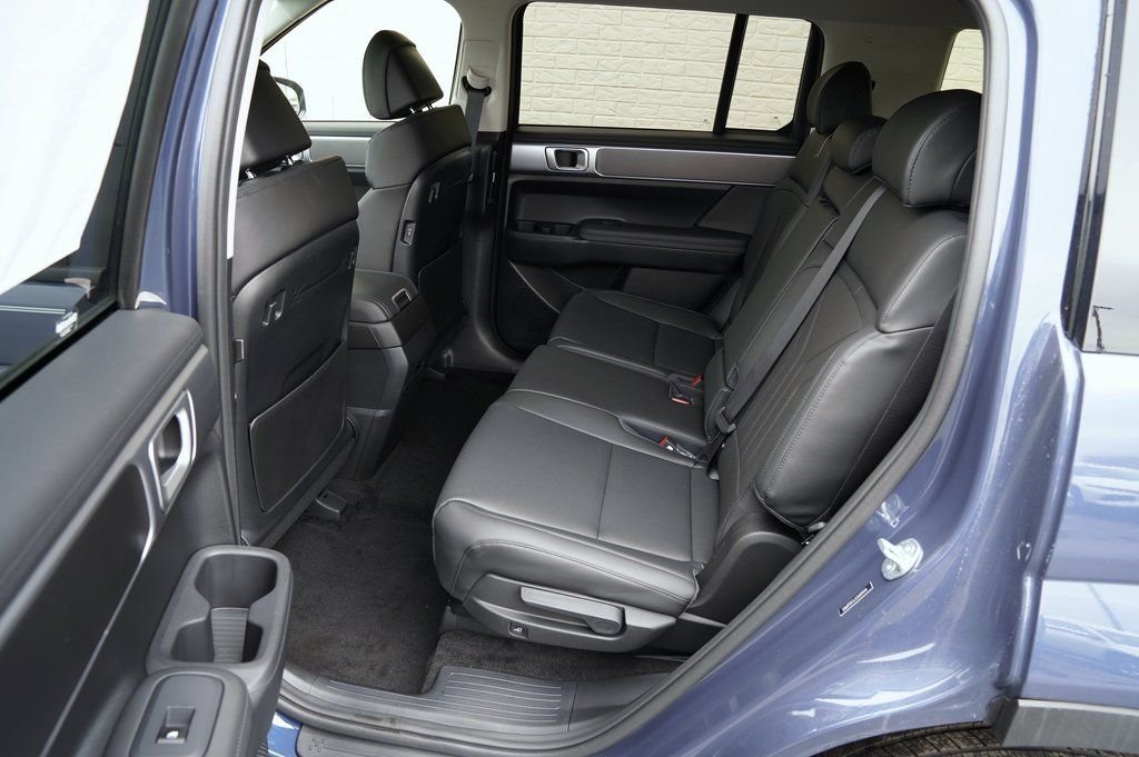 2025 Hyundai Santa Fe SEL - Photo 23