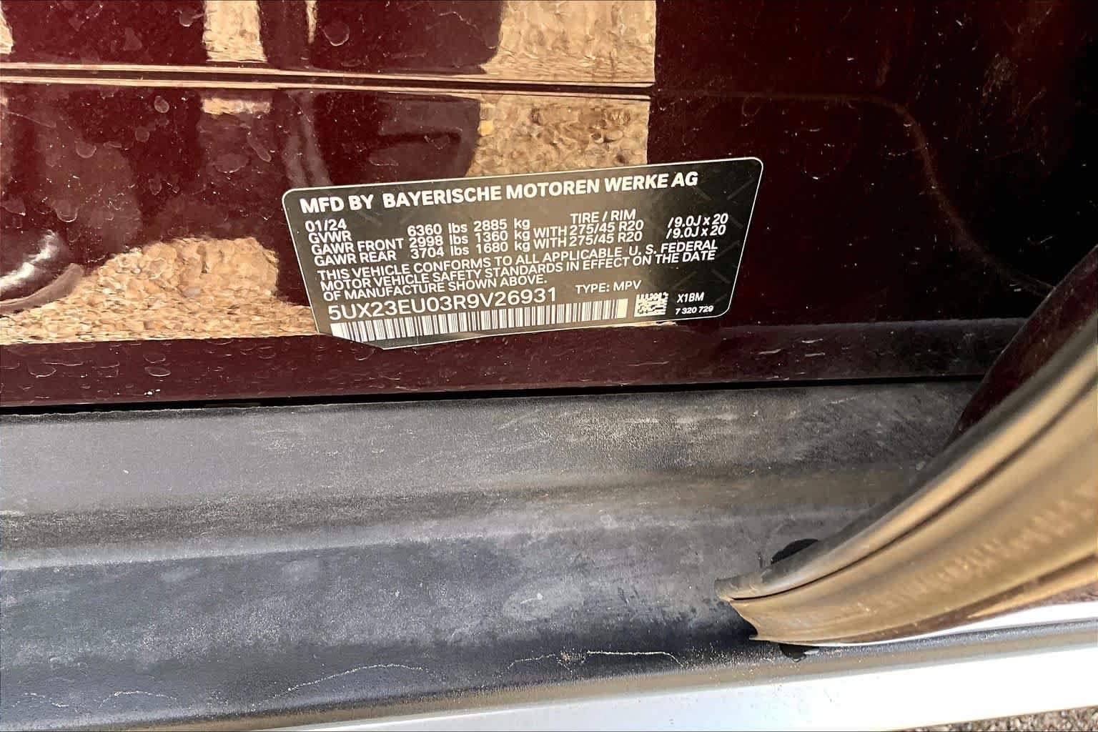 Certified Used 2024 Ametrin Metallic BMW xDrive40i image 32