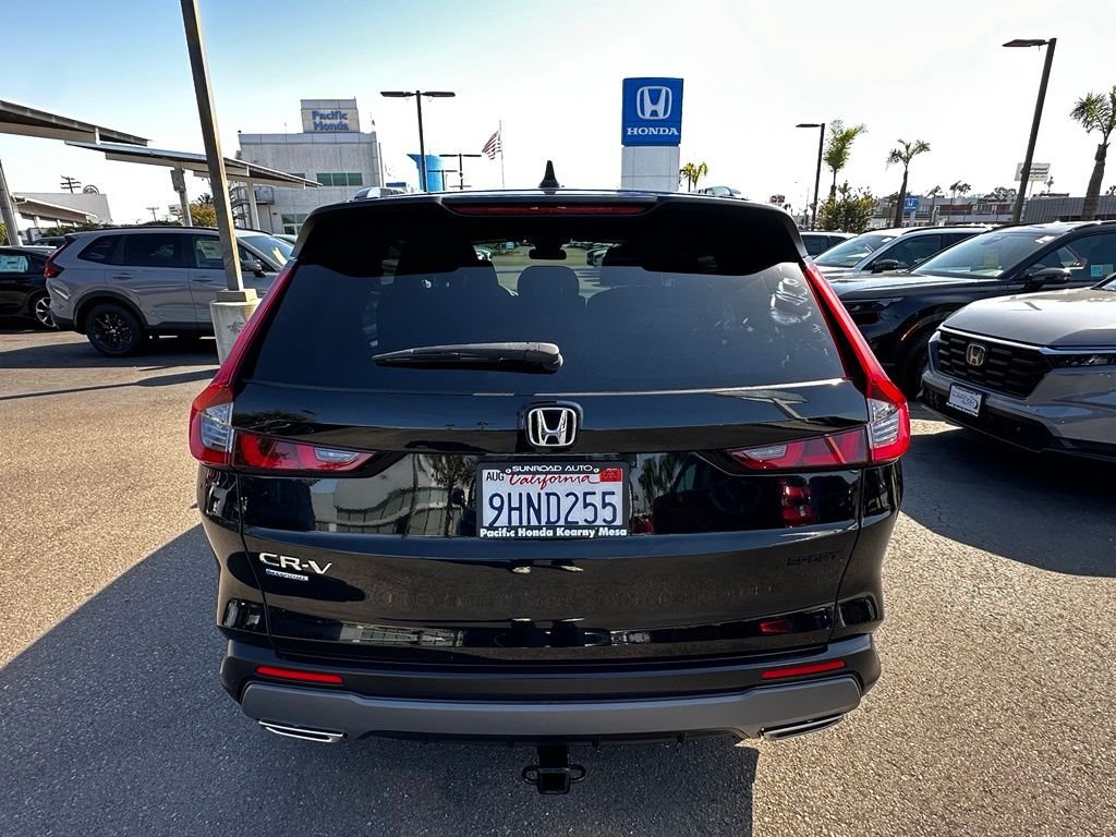 Used 2024  Honda Sport image 7