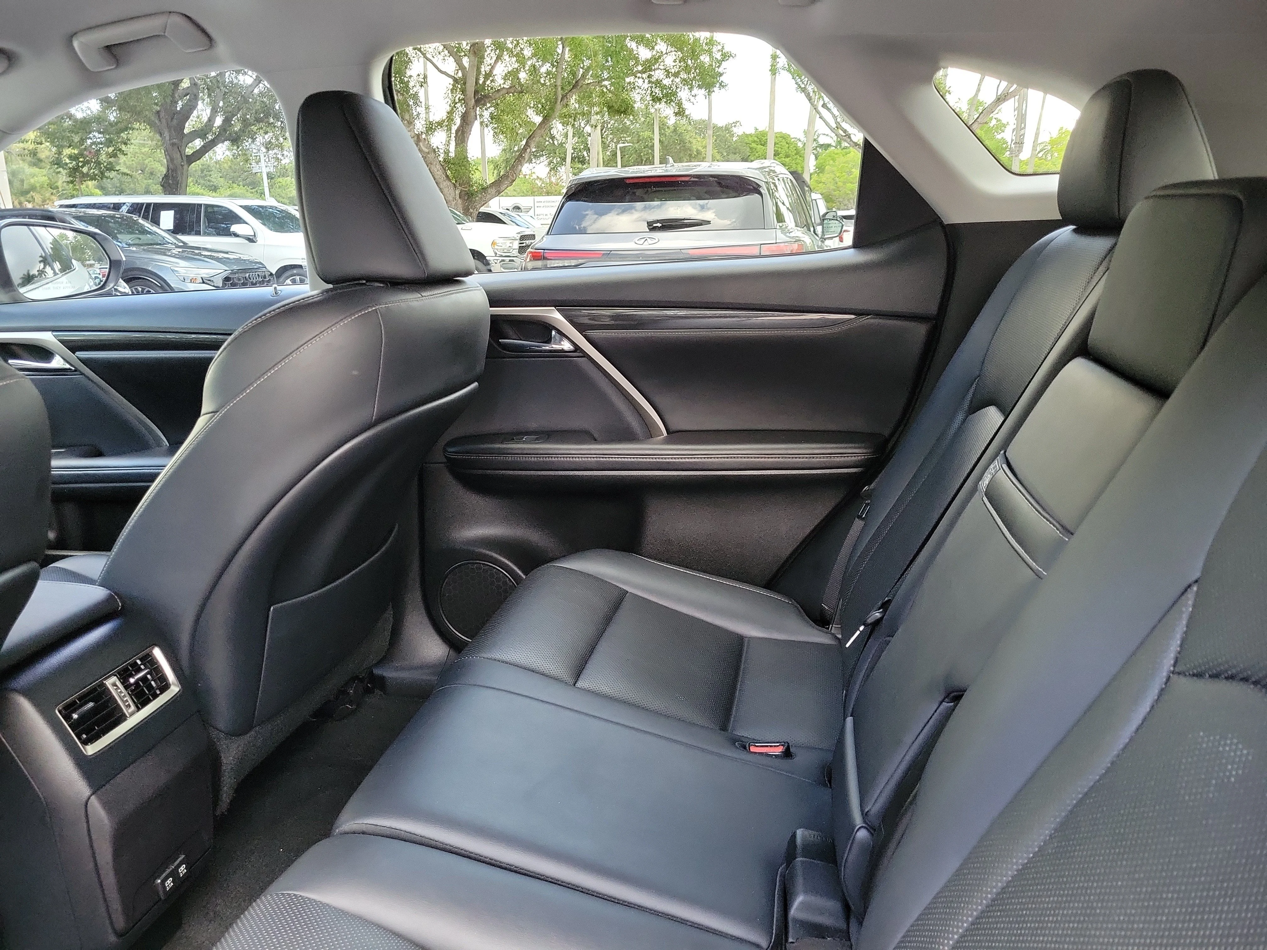Used 2020 White Pearl Lexus RX 350 image 9