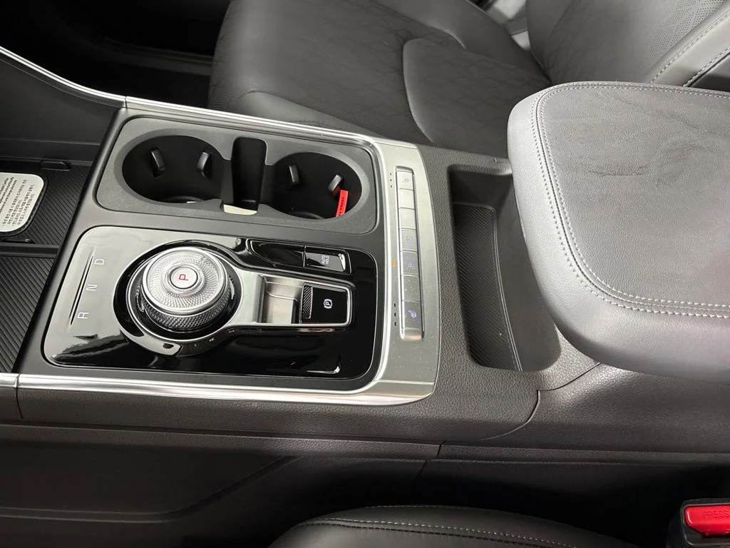 New 2027 Silver Kia EX image 40