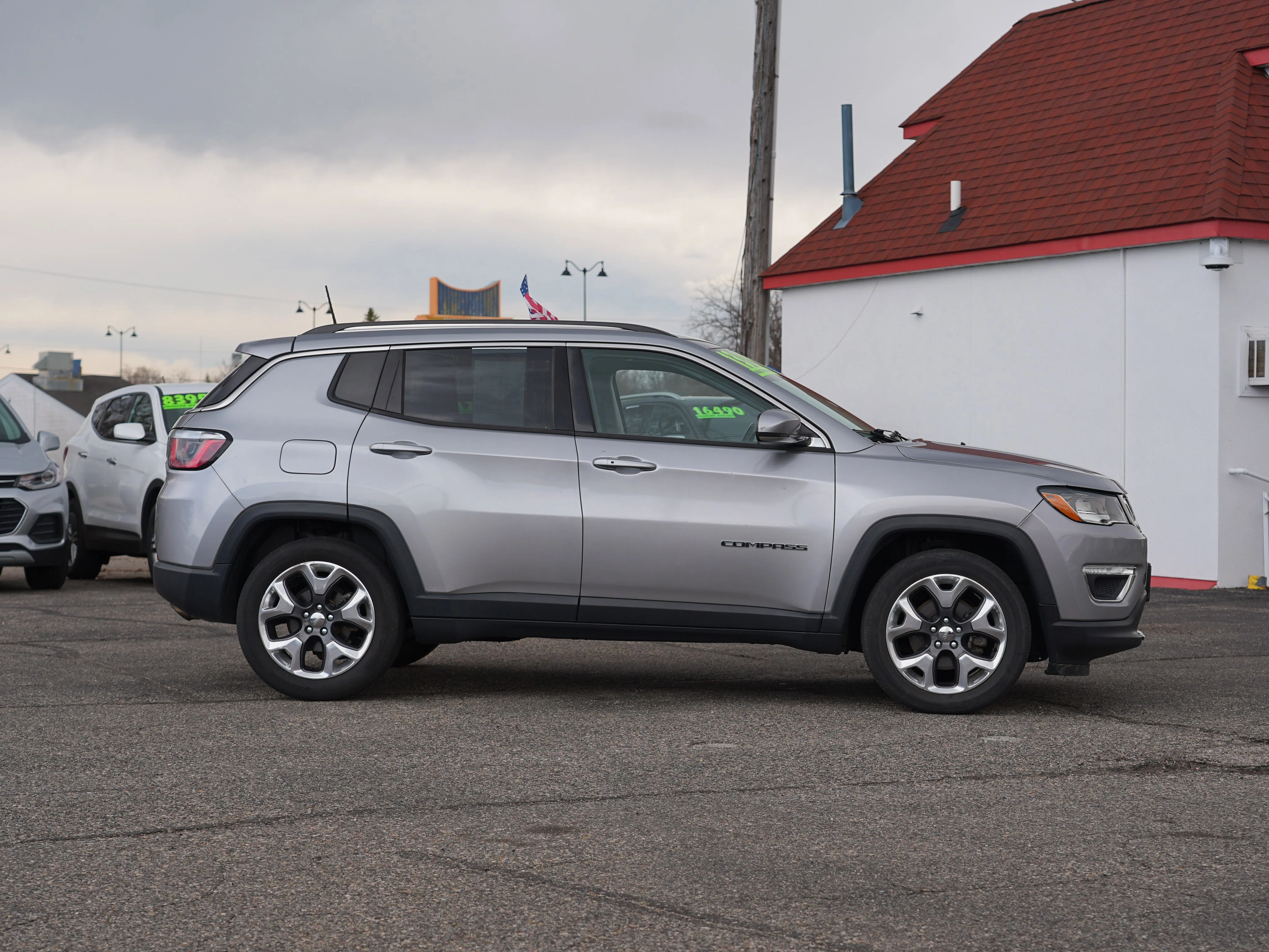 Vehicle Image 2