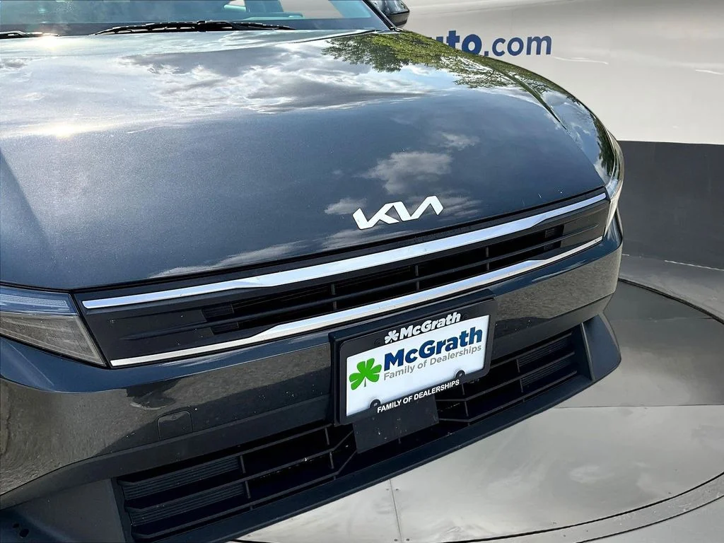 2025 Kia K4 LXS - Photo 33