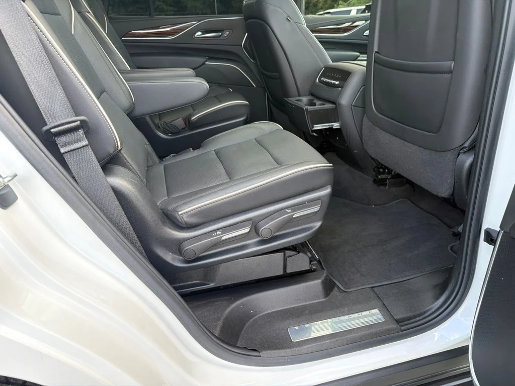 Used 2024 White Cadillac Premium Luxury image 15