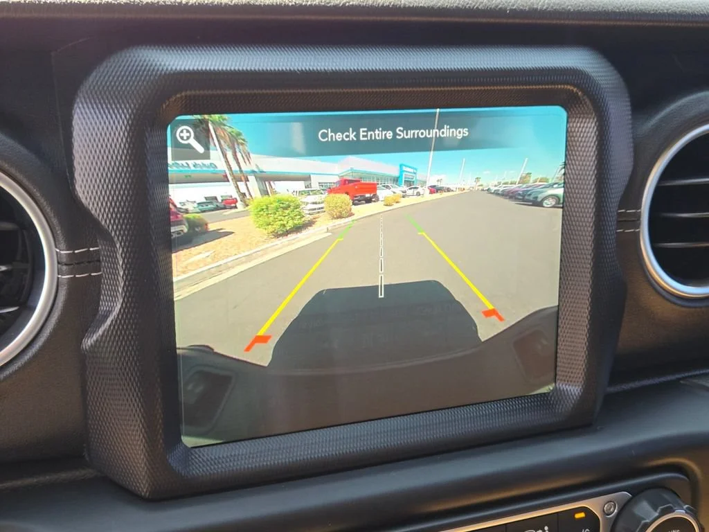 Used 2021 Sting-gray Clearc Jeep Overland image 21