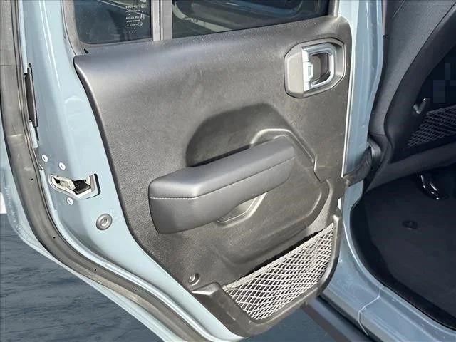 Used 2025 Gray Jeep Rubicon image 21