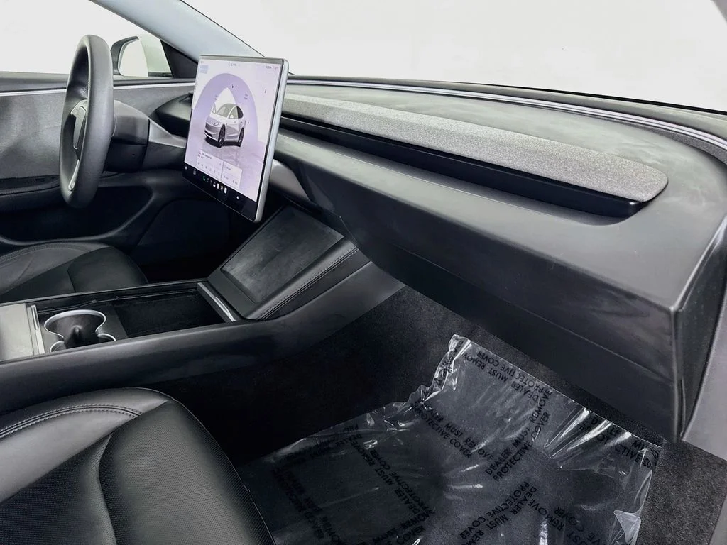 Used 2025 White Tesla Long Range image 30