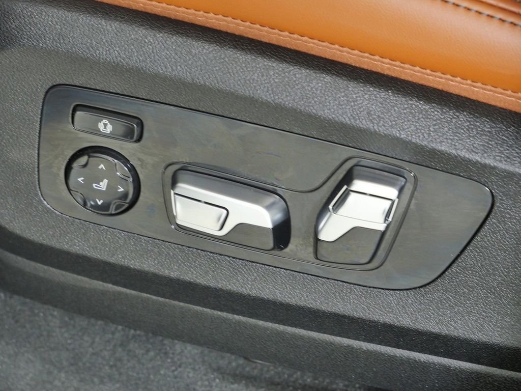 New 2026 Brooklyn Grey Metallic BMW xDrive40i image 39