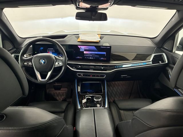 Used 2025 Gray BMW xDrive50e image 20
