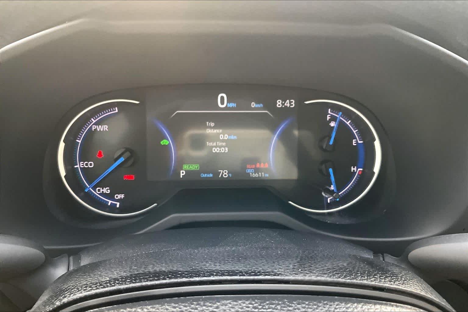 Used 2025 Ice Cap Toyota Hybrid LE image 25