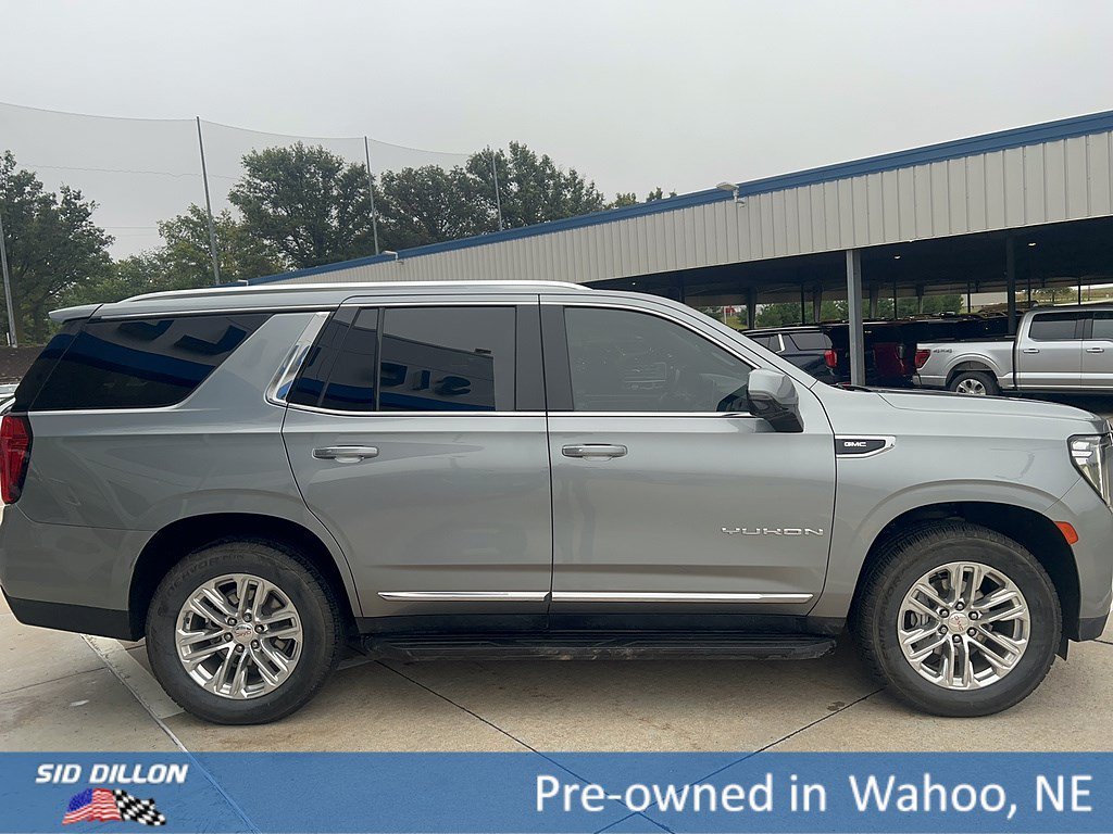 Used 2023 Sterling Metallic GMC SLT image 6