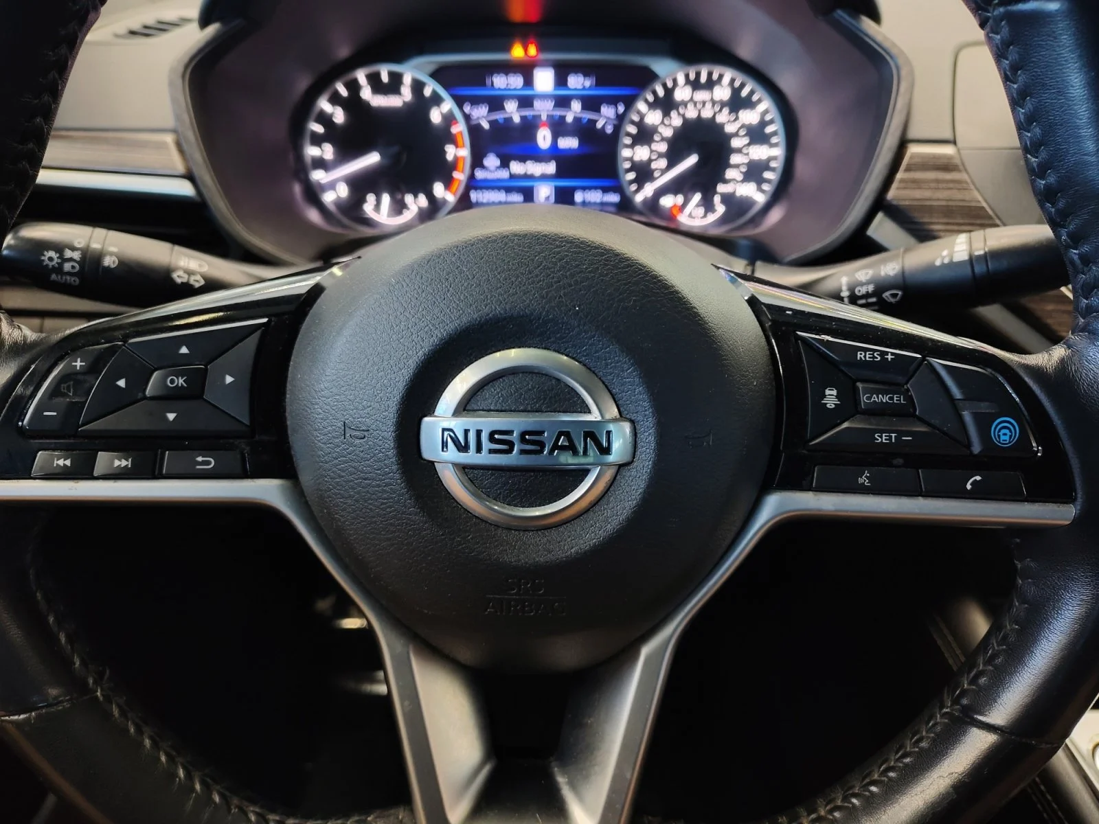 Used 2020 Brilliant Silver Metallic Nissan 2.5 Platinum image 17