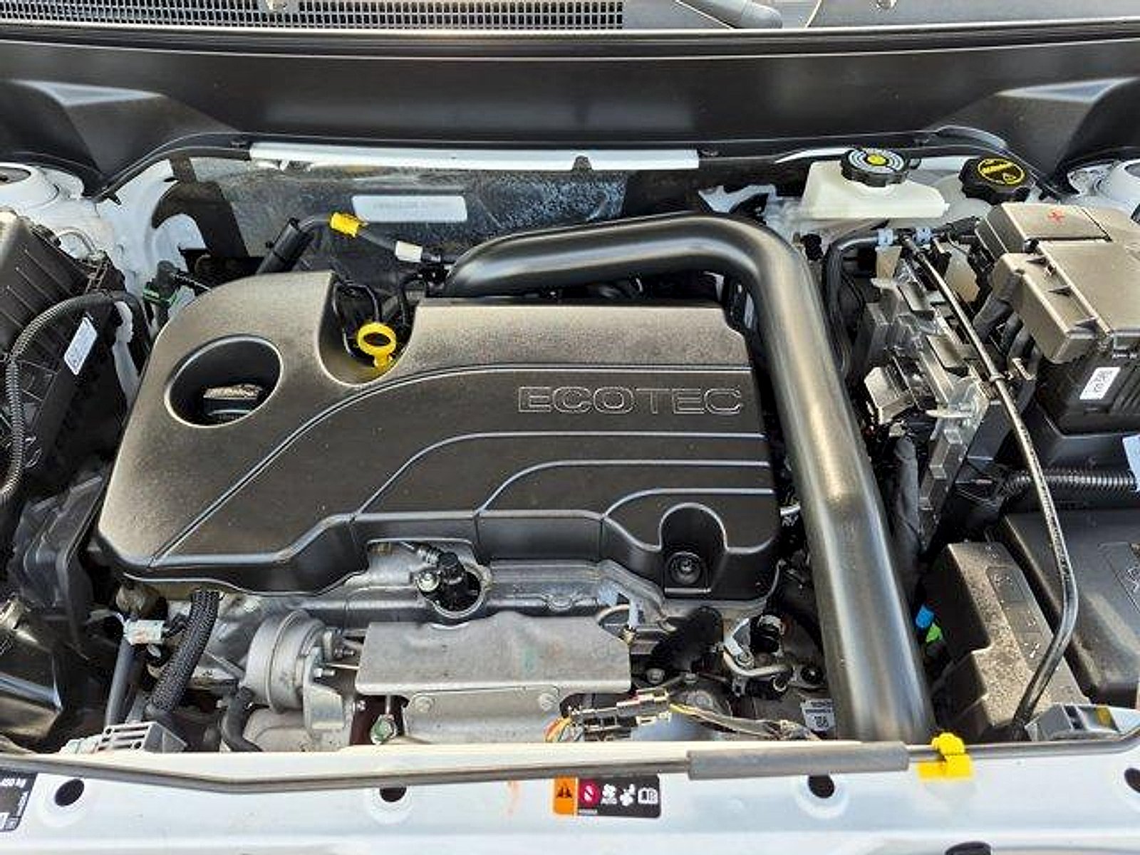 2024 Chevrolet Equinox LT - Photo 28