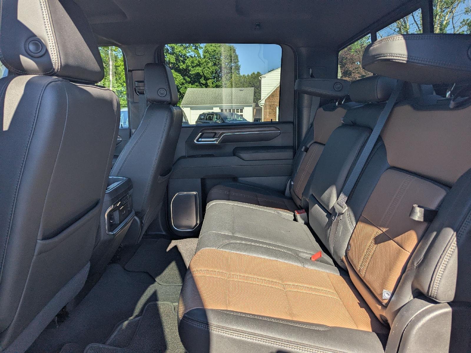 Used 2024 Black Chevrolet High Country image 25