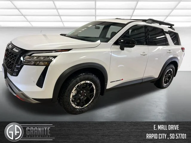 2026 Nissan Pathfinder Rock Creek 4WD's photo