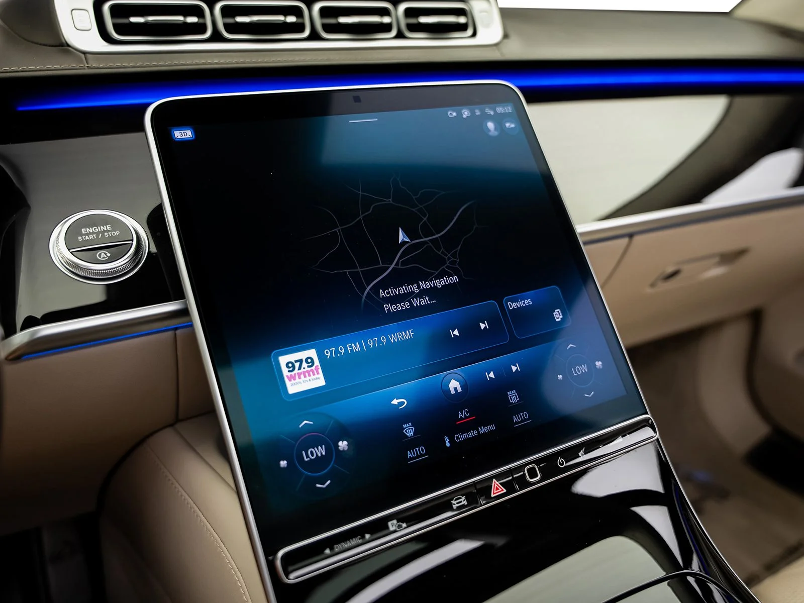 Used 2024 Silver Mercedes-Benz Maybach S 580 image 54