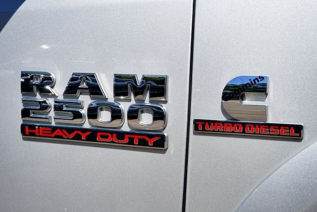 Used 2017 Silver Ram Laramie image 12
