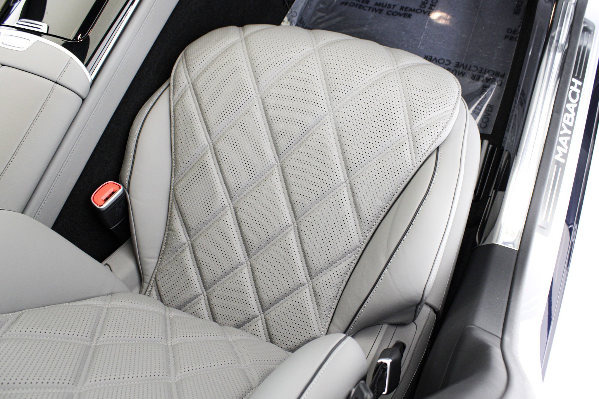 Used 2024 Blue Mercedes-Benz Maybach S 680 image 23