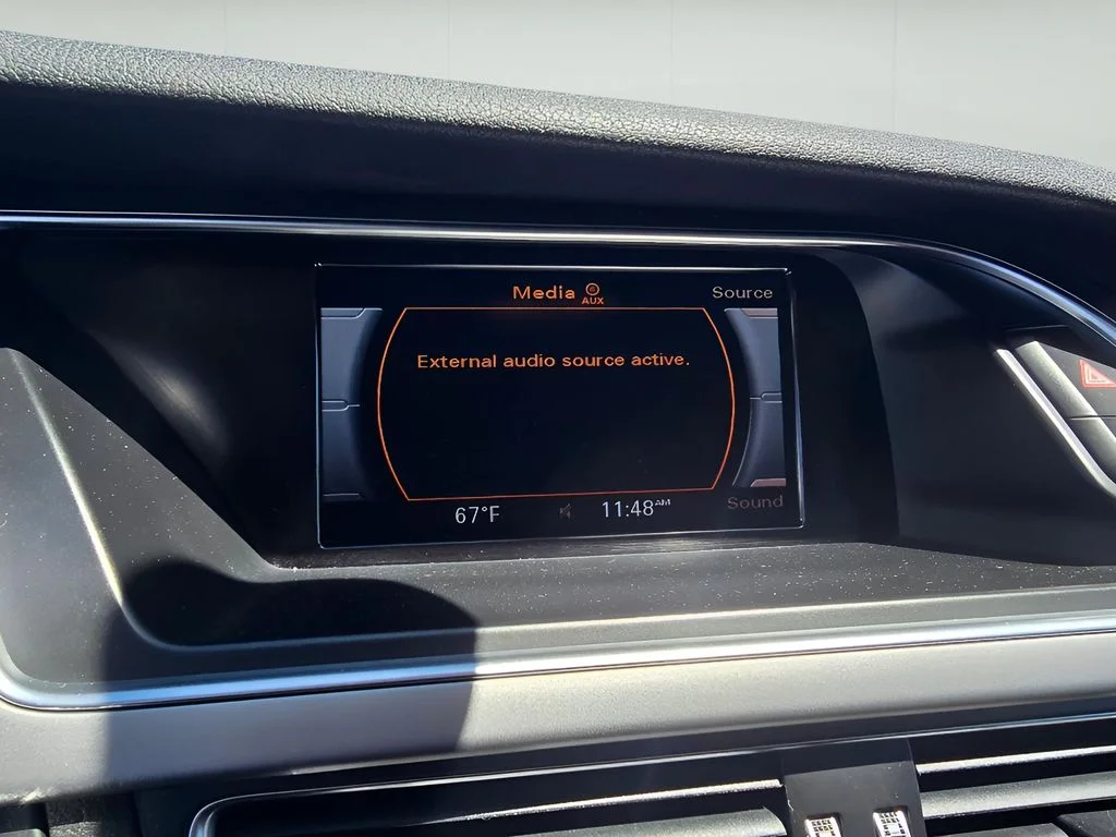 Used 2014 Dakota Gray Metallic Audi Premium image 17