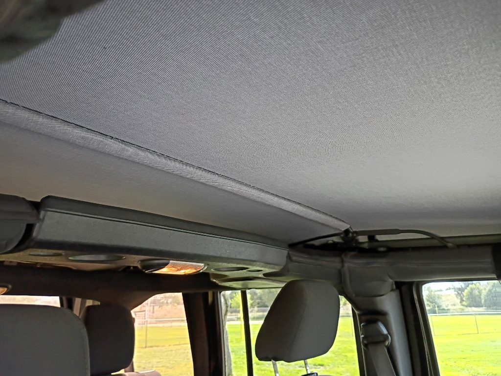Used 2016 Black Clearcoat Jeep Sport image 12