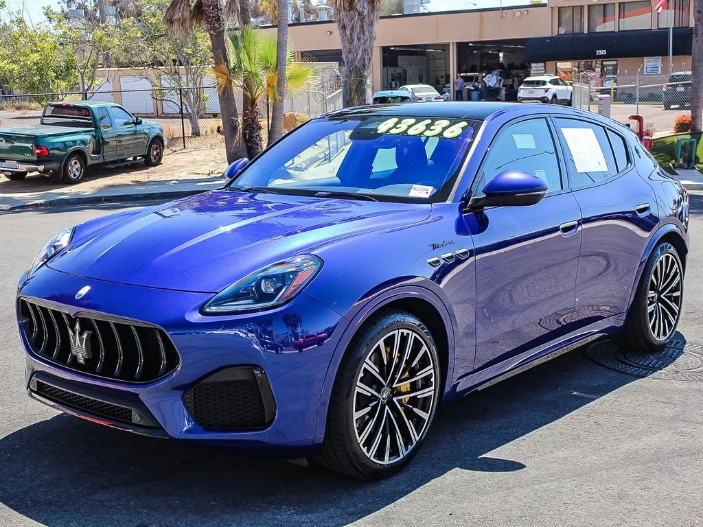 Used 2023 Blue Maserati Modena image 3