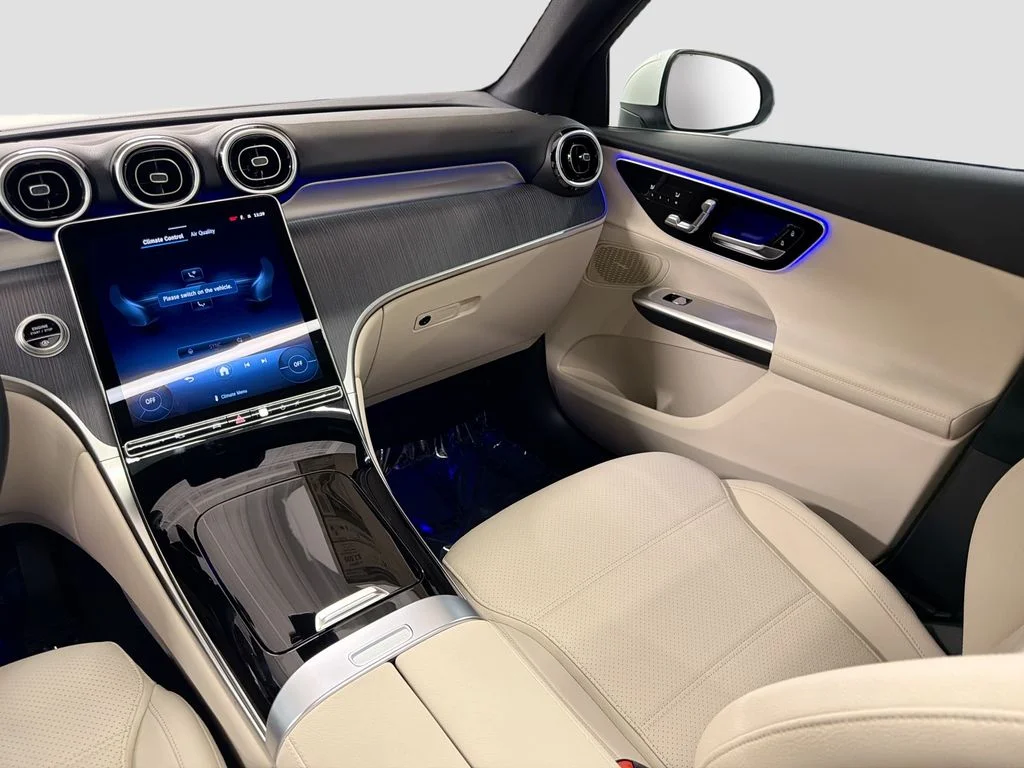New 2026  Mercedes-Benz GLC 300 image 23