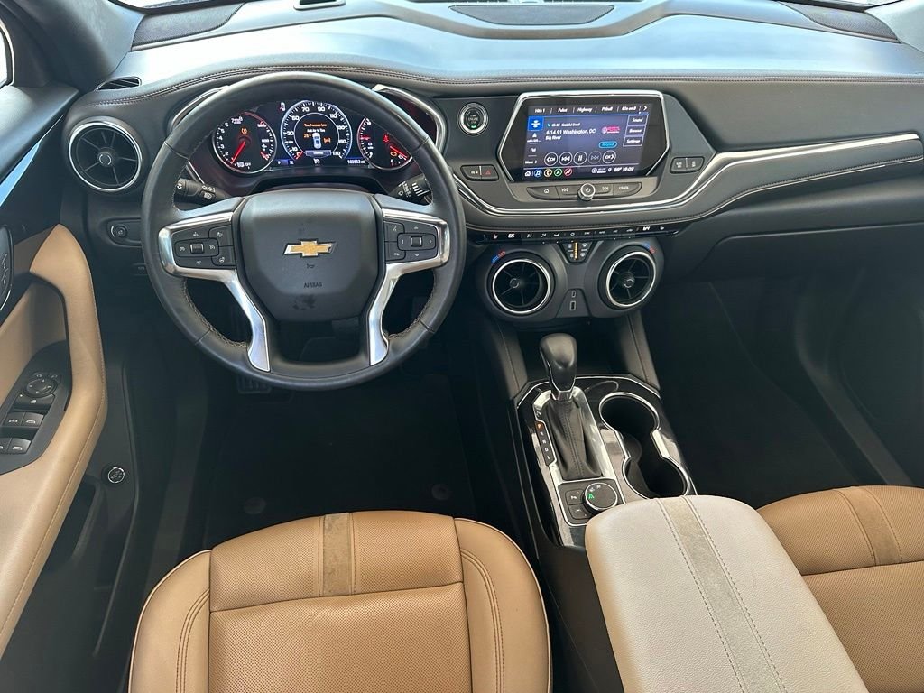 Used 2022 Red Chevrolet Premier image 16