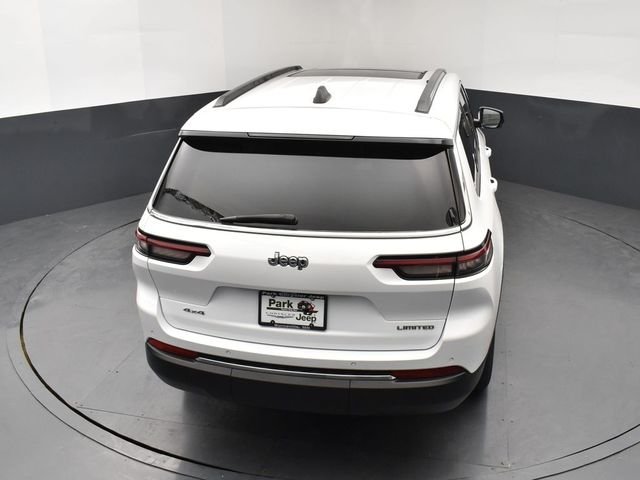 Used 2023 White/off-white Jeep Limited image 17