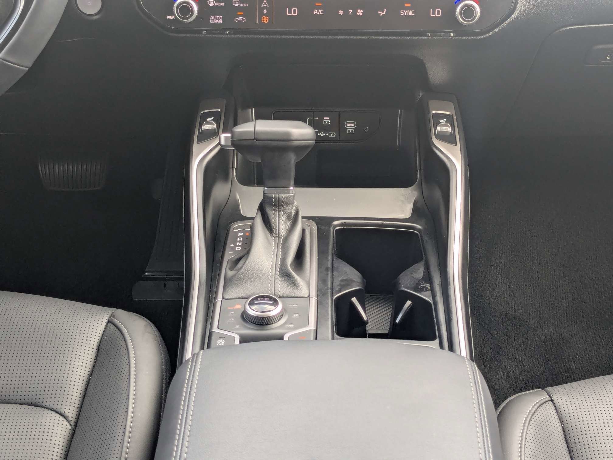 Certified Used 2026 Glacial White Pearl Kia S image 24