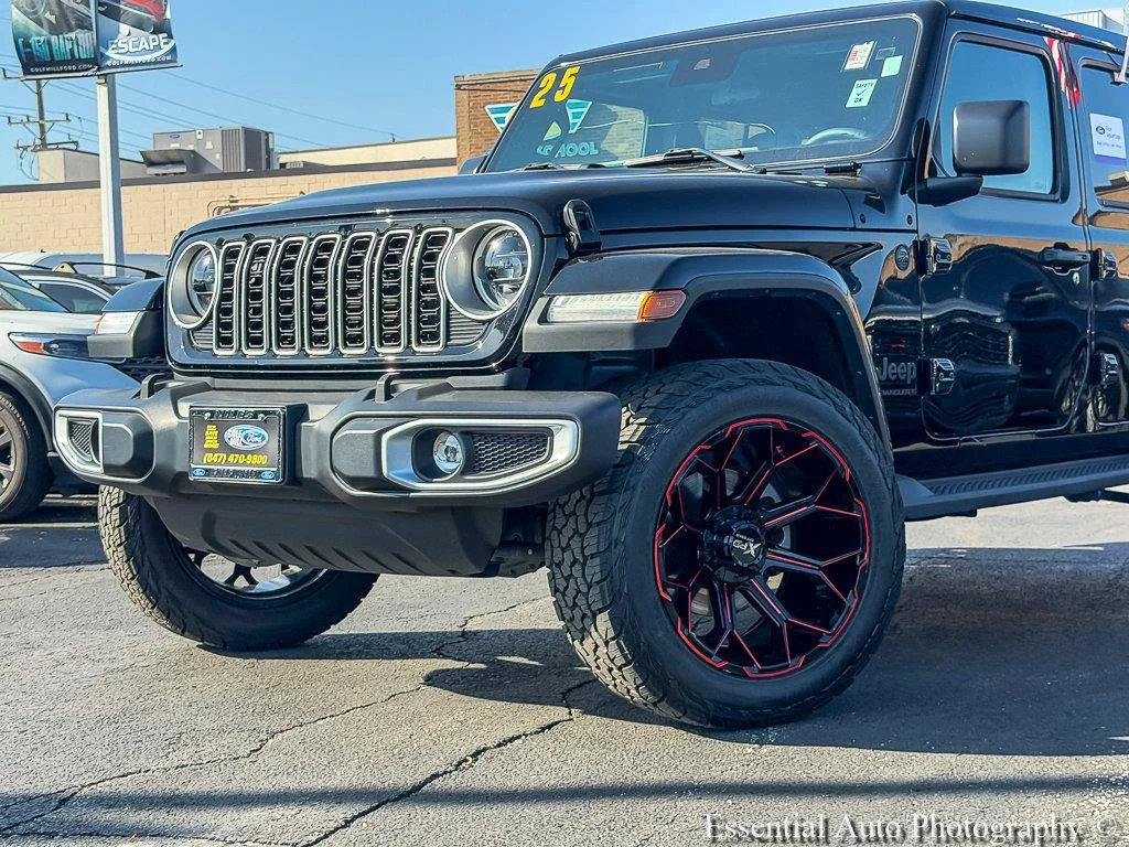 Used 2025 Black Clearcoat Jeep Sahara image 2