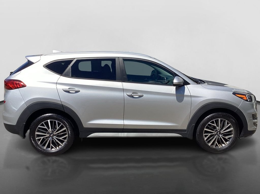Used 2020 Silver Hyundai SEL image 4