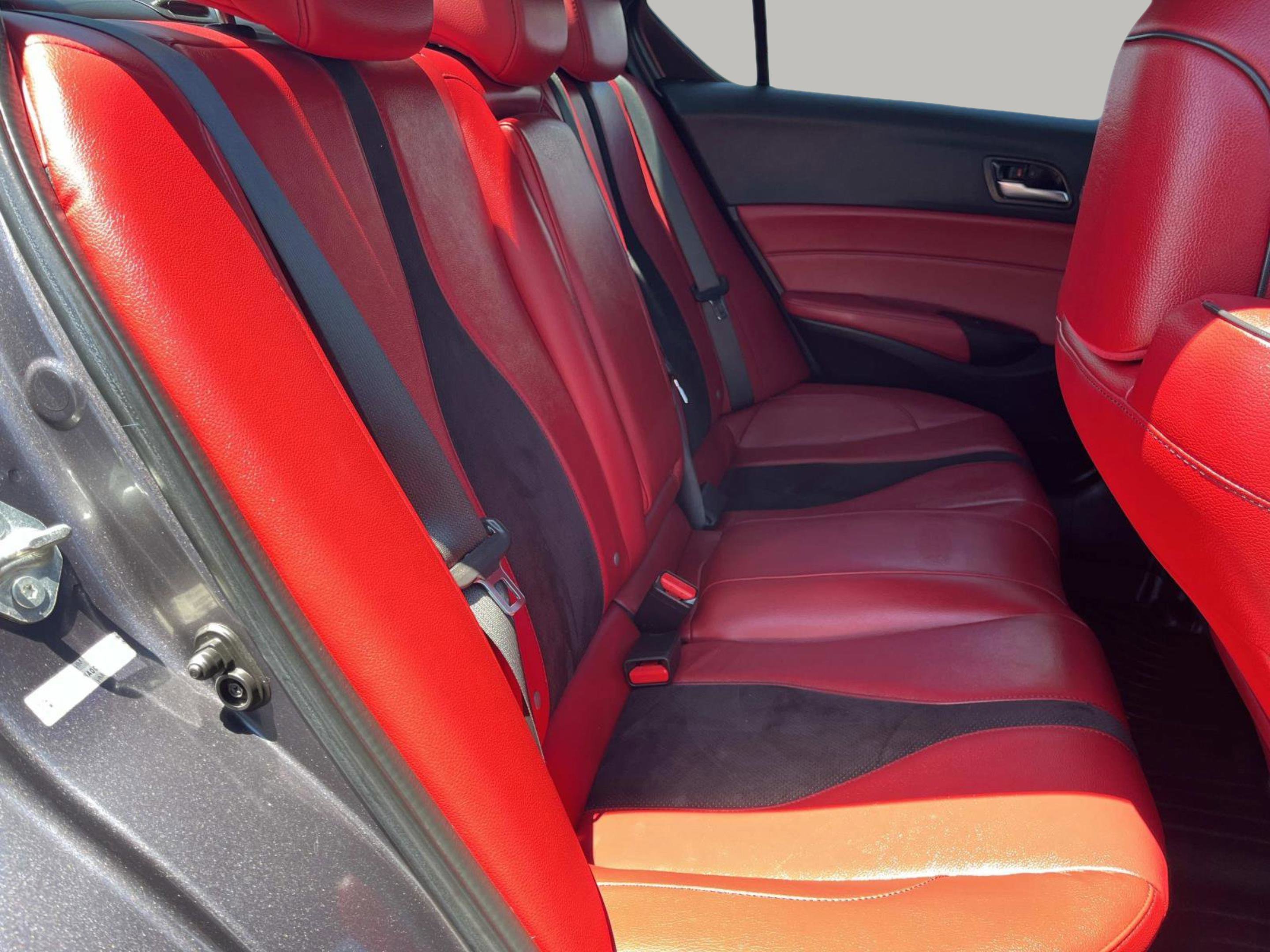 Used 2022 Modern Steel Metallic Acura Premium and A-SPEC Packages image 20
