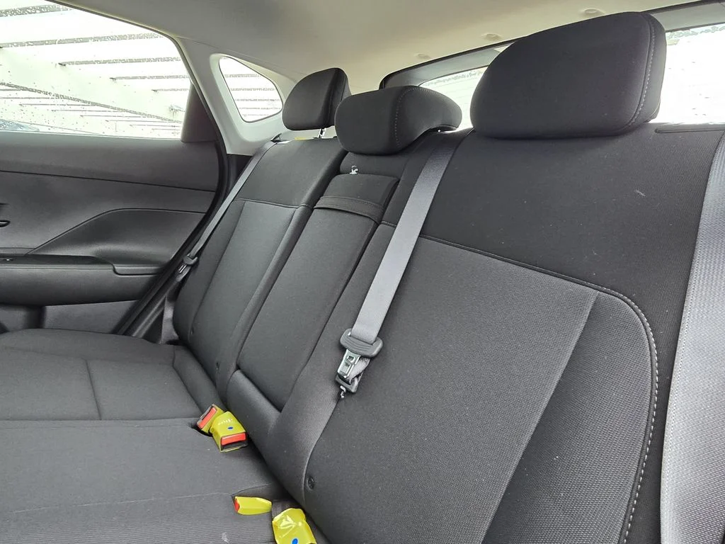 New 2027 Gray Hyundai SE image 11