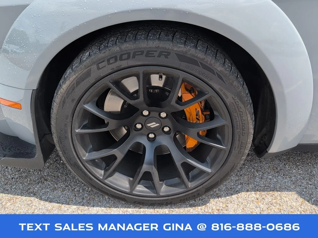 Used 2022 Gray Dodge R/T Scat Pack Widebody image 12