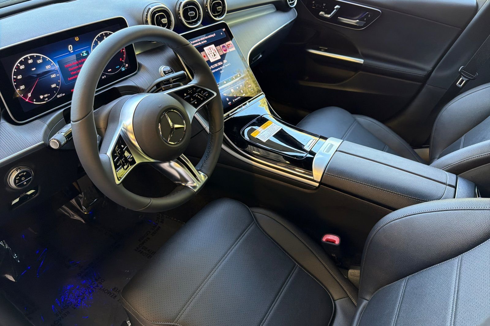 New 2026 MANUFAKTUR Alpine Grey Mercedes-Benz C 300 image 9