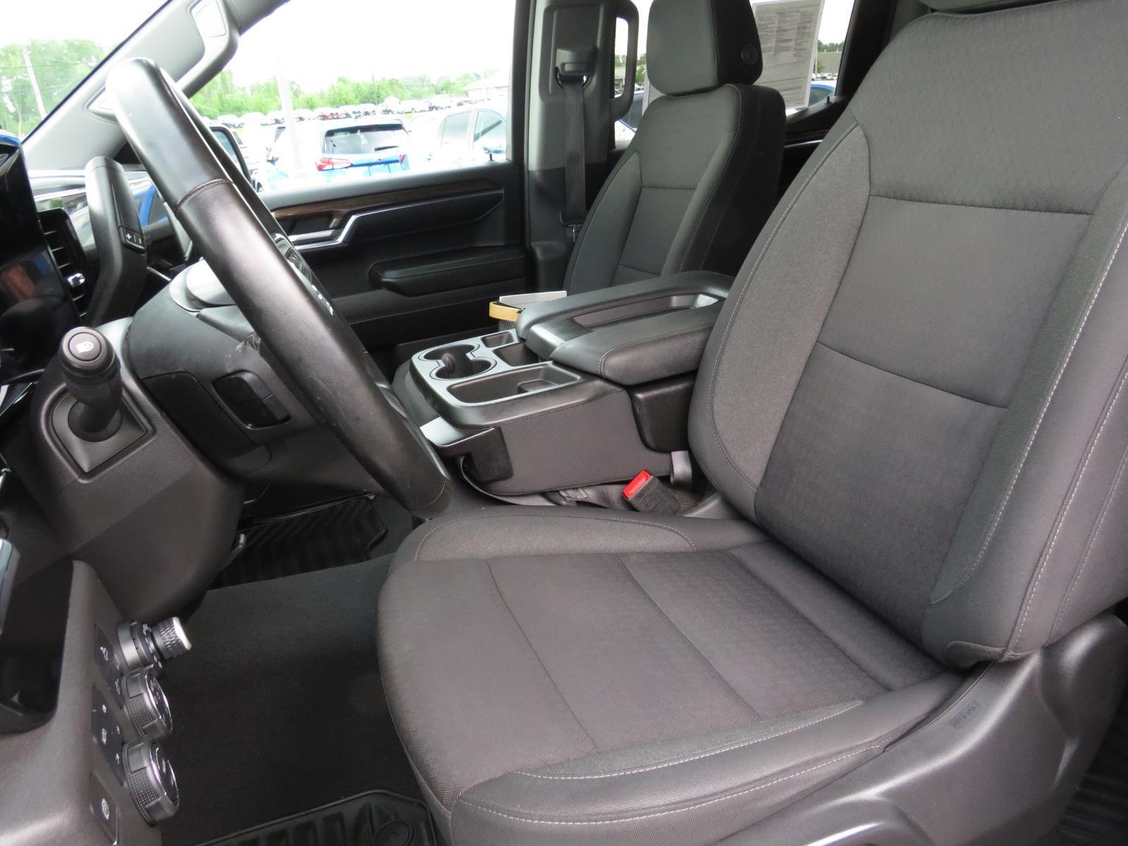 Used 2023 Summit White Chevrolet RST image 21