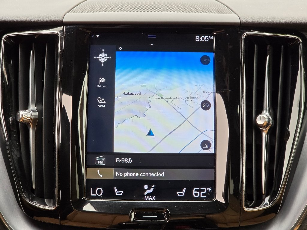 Used 2019 Onyx Black Metallic Volvo T6 Momentum image 9