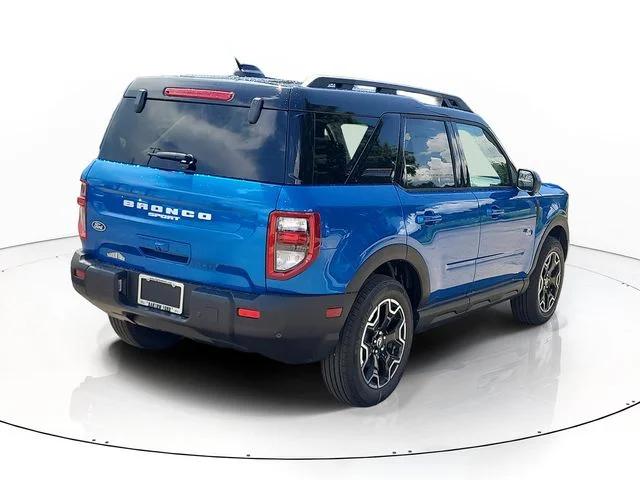 New 2026 Blue Metallic Ford Outer Banks image 5