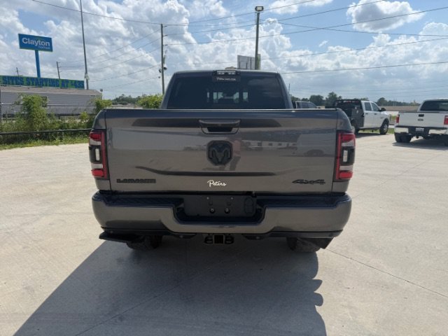 Used 2019 Granite Crystal Metallic Clearcoat Ram Laramie image 4