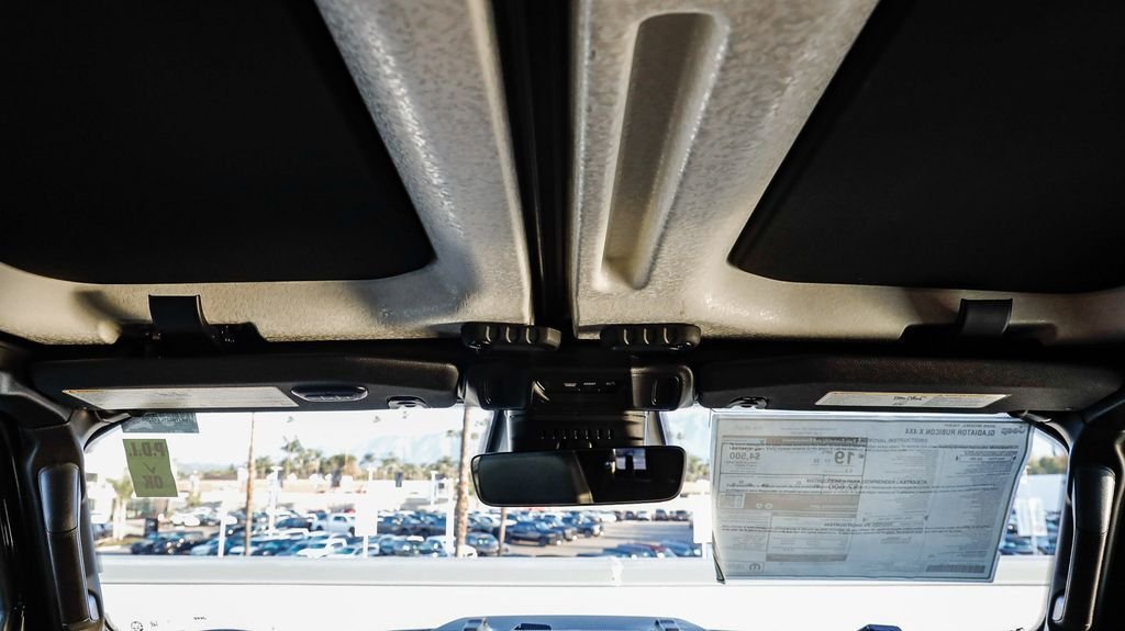 New 2026 Black Clearcoat Jeep Rubicon X image 19