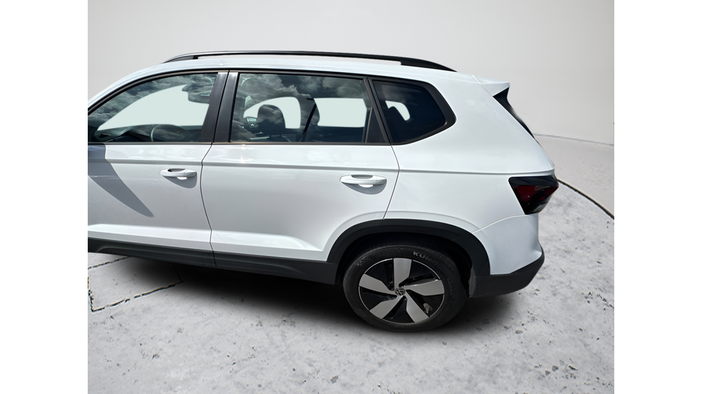 Used 2025 White Volkswagen 1.5T S image 16