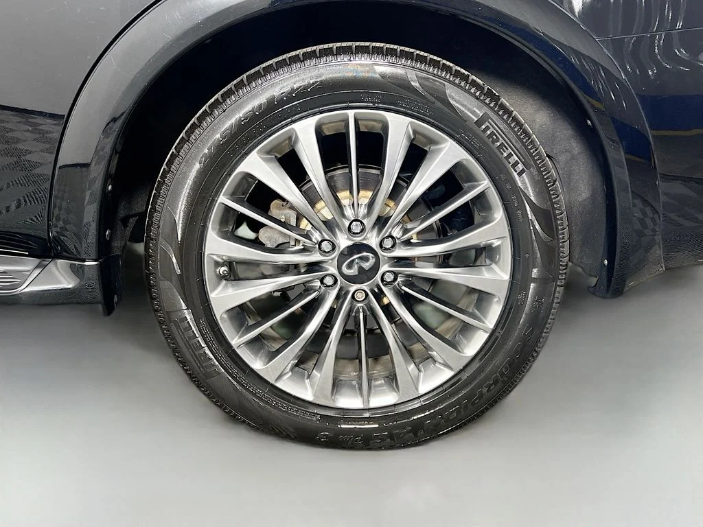 Used 2019 Black INFINITI LUXE image 35