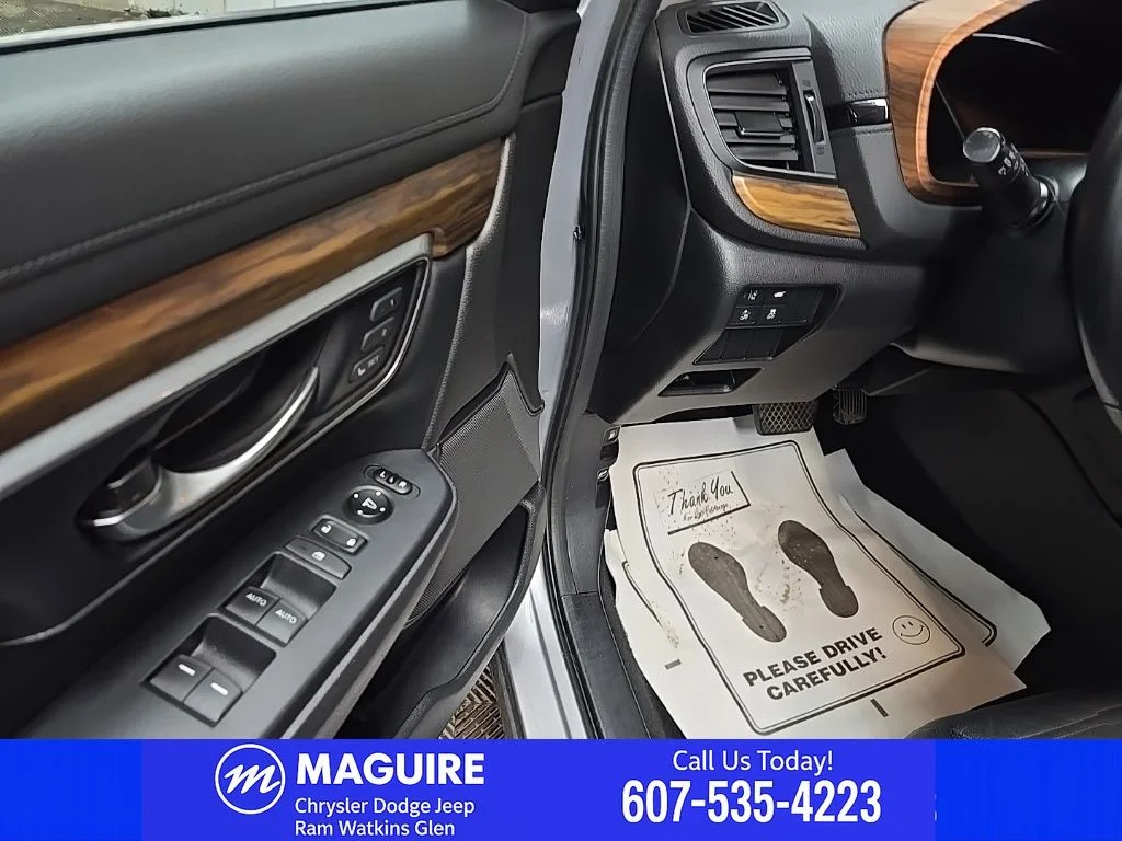 Used 2019  Honda EX-L image 29