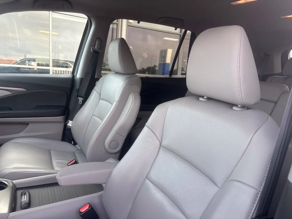 Used 2021 Blue Honda EX-L image 12