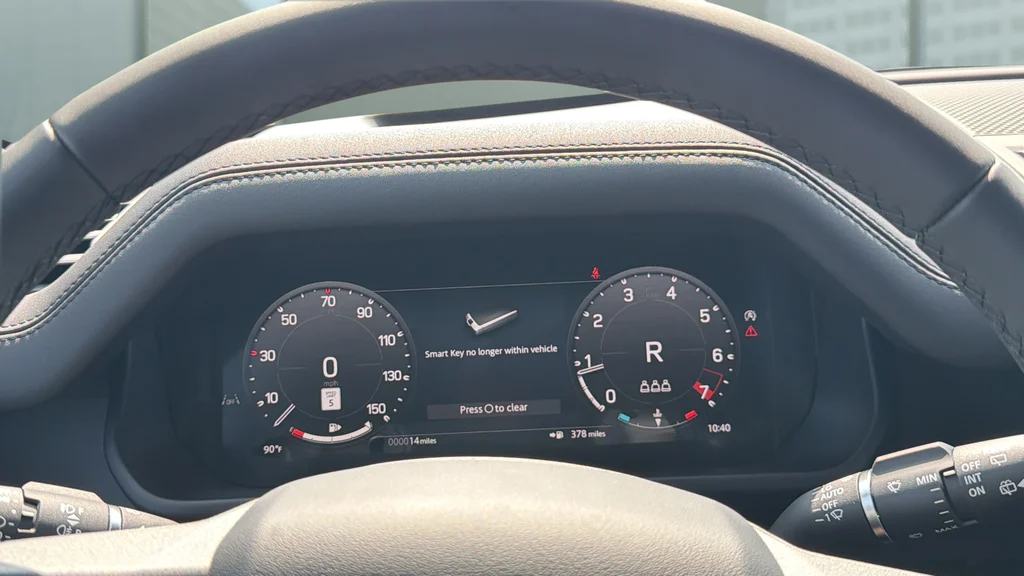 New 2026 Blue Land Rover X-Dynamic SE image 25